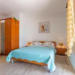 Mare-more W Balcony And Front And View Apartman