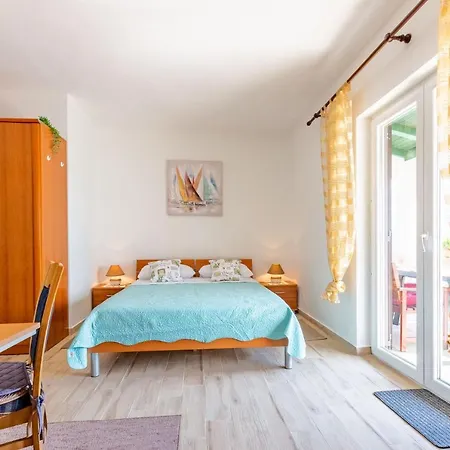 Mare-more W Balcony And Front And View * Задар